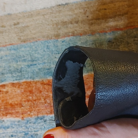 Peekaboo Toe Leather Heels - Picture 6 of 8